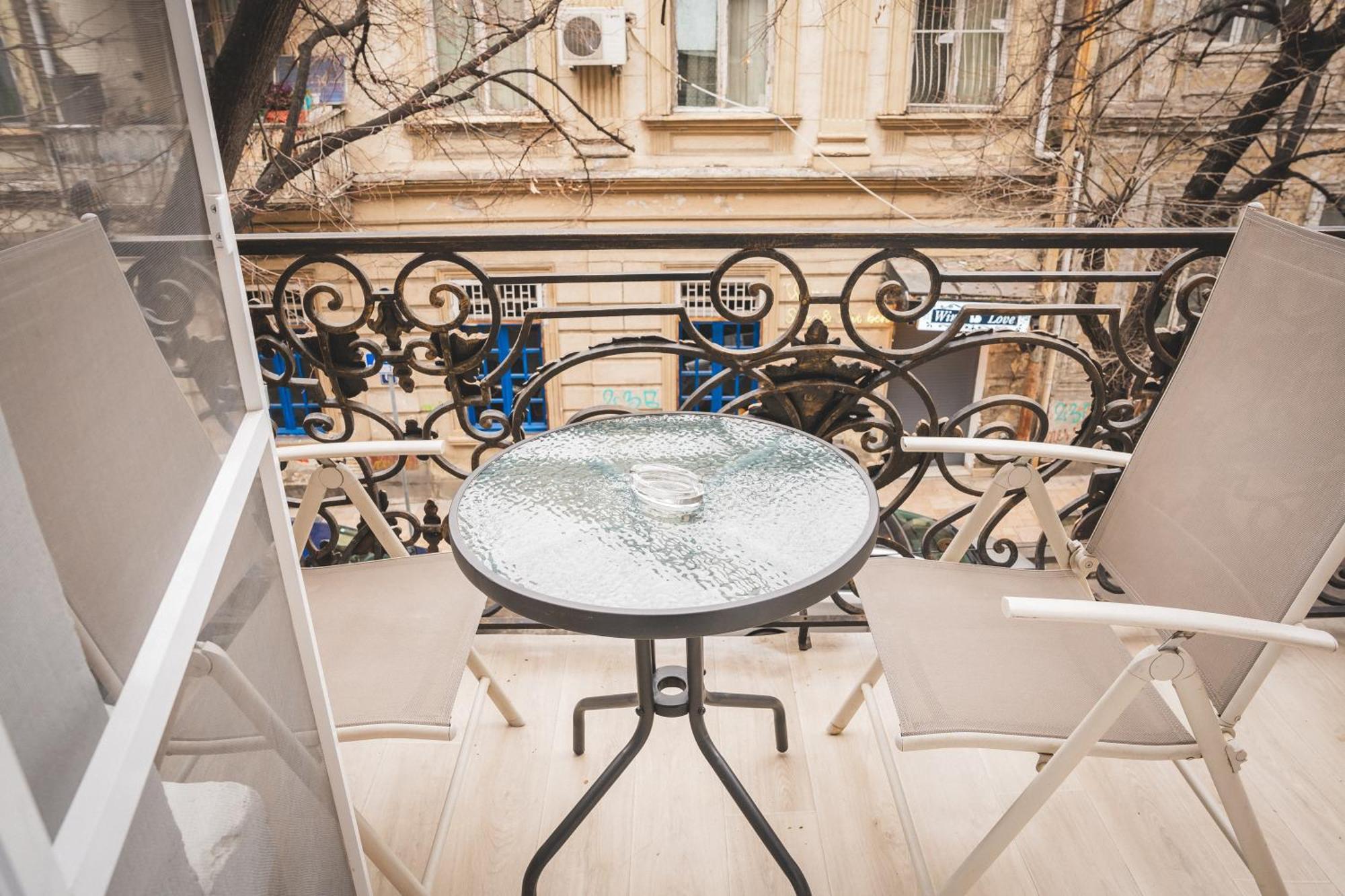 Hh Hotel Tbilisi Zewnętrze zdjęcie